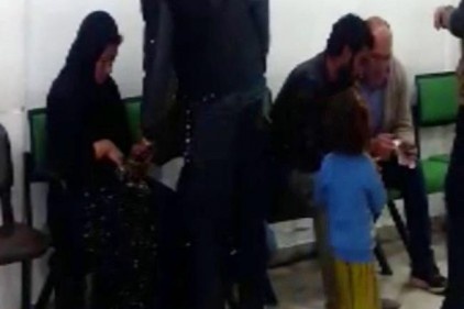 Sadakalarla araba aldılar
