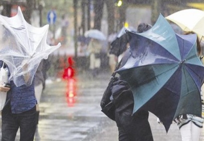 Sağanak yağış var