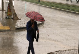 Sağanak yağışla birlikte temiz hava da geldi