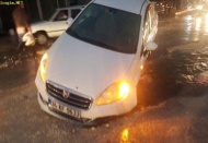 Sağanak yağmur sele neden oldu