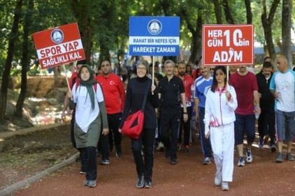 &#8216;Sağlığınız için Her Gün 10 bin Adım&#8217;
