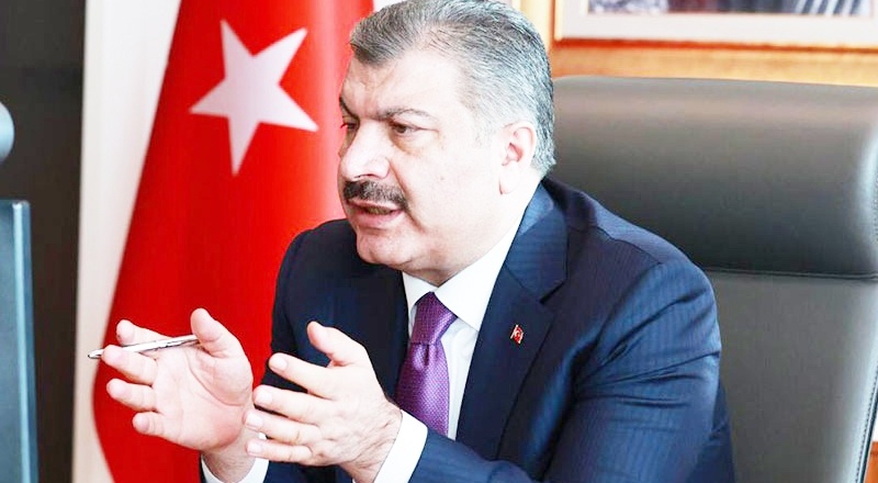 Sağlık Bakanı'na Twitter'dan soru soran gazeteci WhatsApp grubundan çıkarıldı