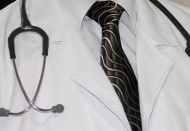 Sağlık Bakanlığı'ndan emekli doktorlar için atama duyurusu: 65-72 yaş arası olanlar başvurabilecek