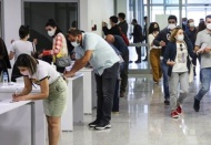 Sağlık Bakanlığı’nın aşı seferberliği kaosa neden oldu: Uzun kuyruklar oluştu