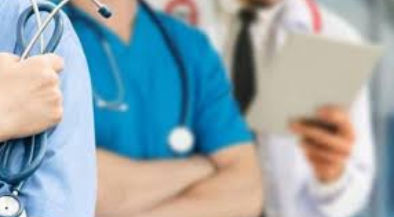 Sağlık çalışanları bayram ikramiyesini hak ediyor