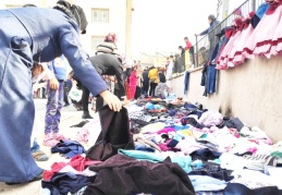 Sağlık çalışanları, yardıma muhtaç çocukları unutmadı