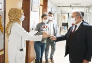 Sağlık çalışanlarımız bütün zorluklara göğüs geriyor