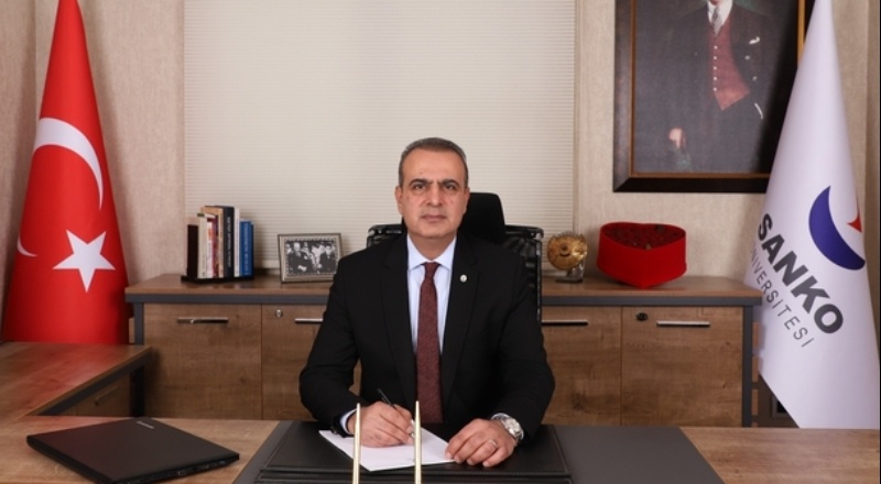 “Sağlık  çalışanlarımız büyük sorumluluklar üstlendi”