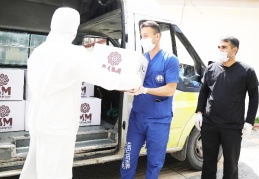 “Sağlık çalışanlarına toplu taşıma ve otoparkı bedava yaptık”