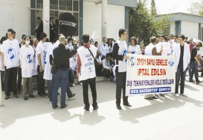 Sağlık çalışanlarında protesto