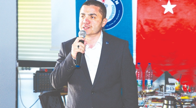 “Sağlık çalışanlarının emeği, alın teri karşılıksız kalmamalı”