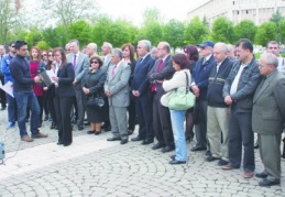 Sağlık hizmetlerinin ucuz, etkin, ulaşılabilir ve kaliteli olmadığı bir ülke gelişmiş sayılamaz