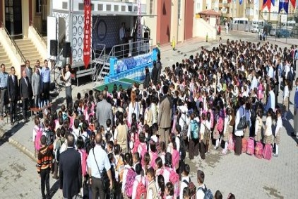 Sağlıklı bir ortamda yaşamak için çevre temizliği çok önemli