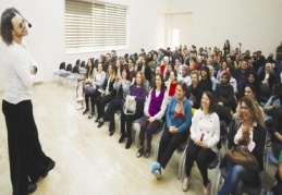 Sağlıklı ve mutlu bir yaşam için gülümsek gerekir