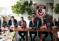 Sahadaki sonuçları belirleyen en önemli etken, aile havasıdır 