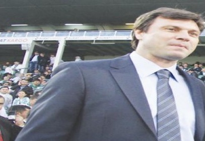 Sahaya çok ciddiyetsiz bir oyun yansıdı