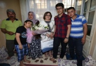 Şahin, başarılı öğrencileri ziyaret etti