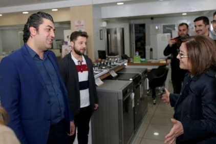 Şahin, esnafla buluştu