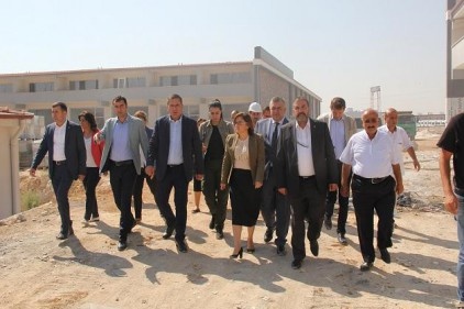 Şahin, Et Borsası ve Et Halinde incelemelerde bulundu