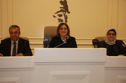 Şahin, kadroya geçişlerle ilgili meclise bilgi verdi