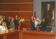 Şahin Kavaf’tan görevi devraldı