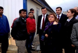 Şahin, patlama yerinde incelemelerde bulundu