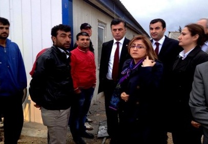 Şahin, patlama yerinde incelemelerde bulundu