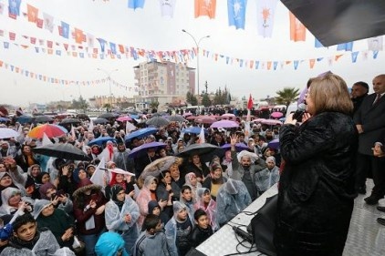 Şahin, seçim koordinasyon merkezi açılışlarına katıldı 