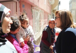 Şahin, Şehitkamil ilçesine bağlı 8 Şubat Mahallesini ziyaret etti