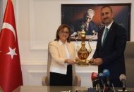 Şahin, şehr emini olarak Antep için büyük hizmetler yapıyor