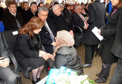 Şahin vatandaşın sorunlarını dinledi 