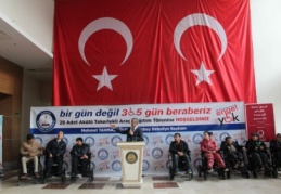 Şahinbey 28 akülü araç dağıttı