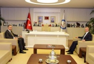 Şahinbey Belediye Başkanı Mehmet Tahmazoğlu’na veda ziyaretinde bulundu