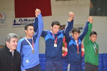 Şahinbey Belediye Gençlik ve Spor Kulübü Güreş Kulübü birinci oldu