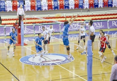 Şahinbey Belediye Gençlik ve spor Kulübü Tokat Belediye Plevne Spor’u 3-1 yendi