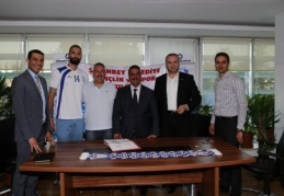 Şahinbey Belediye Voleybol takımında kadro şekilleniyor