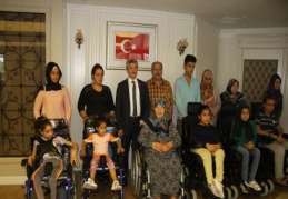 Şahinbey Belediyesi, 2 binin üzerinde tekerlekli sandalye dağıttı