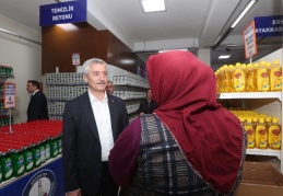 Şahinbey Belediyesi 40 bin aileye 120 milyon destek verecek