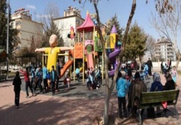 Şahinbey belediyesi parkları güzelleştiriyor