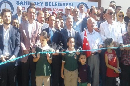 Şahinbey Belediyesi Rıfat-Güngör Hüner Sosyal Tesisi hizmete açıldı