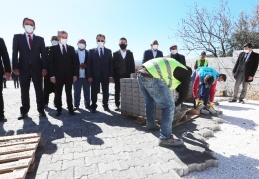 Şahinbey Belediyesi Yavuzeli İlçesi’ne kilit taşı döşüyor