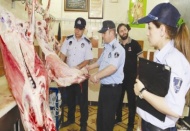 Şahinbey Belediyesi zabıta ekipleri kasapları denetledi