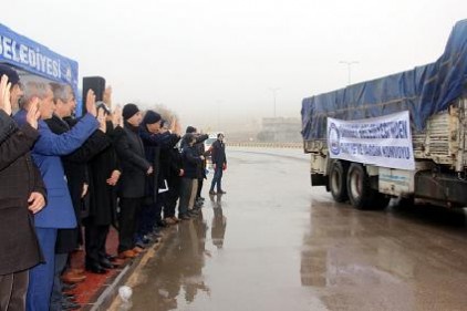 Şahinbey Belediyesi’nden Suriye’ye 5 tır yardım