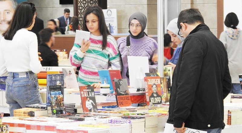 Şahinbey Belediyesi’nin 3. Kitap Fuarı kapılarını açtı