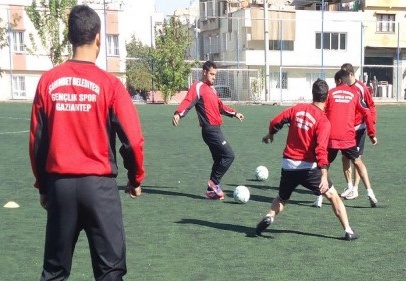 Şahinbey Belediyespor Elazığ Yurtbaşıspor maçına hazırlanıyor