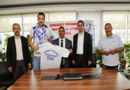 Şahinbey Voleybol takımı bir oyuncu daha transfer etti