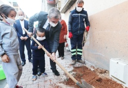 Şahinbey’de 5 bin tane asma fidanı dikildi