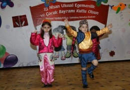 Şahinbey’de çocuk şenliği programı düzenlendi