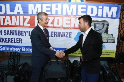 Şahinbey&#8217;den askere yol çantası