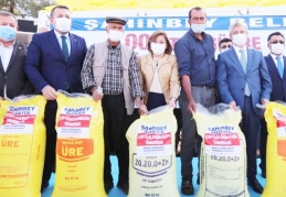 Şahinbey'den çiftçilere 4 bin ton gübre desteği